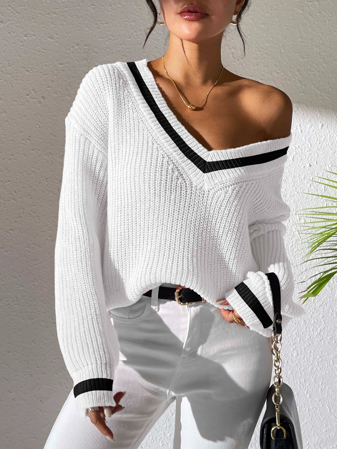 Contrast Trim V-Neck Long Sleeve Sweater